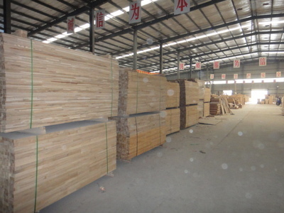 【橡木實木復(fù)合貼面實木室內(nèi)門】生產(chǎn)供應(yīng)商廠家_今日行情價格走勢_報價-曹縣永鑫木業(yè)